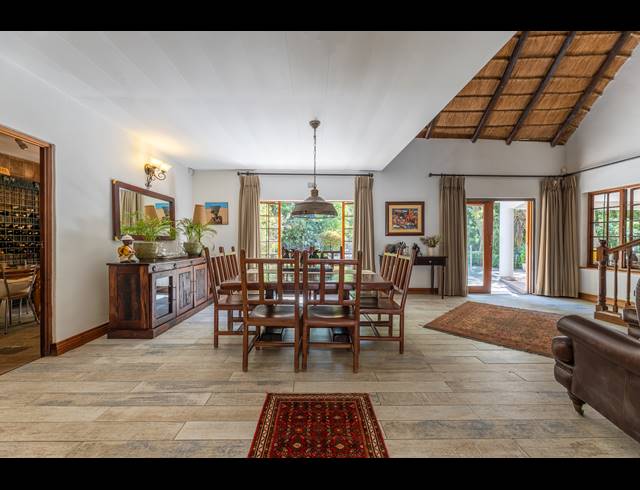 7 BEDROOM HOUSE FOR SALE IN BRYANSTON